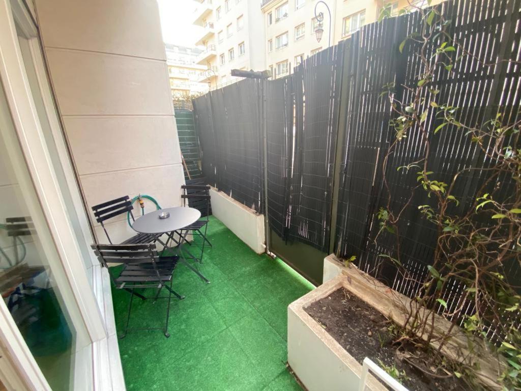 Magnifique Duplex 45 M2 Aux Portes De Paris Metro Barbara A 30Mn Expo Porte De Versailles Montrouge Luaran gambar